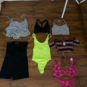 Everything for 25$ BUY IT, THEY’RE CHEAP ASF 🙄🙄